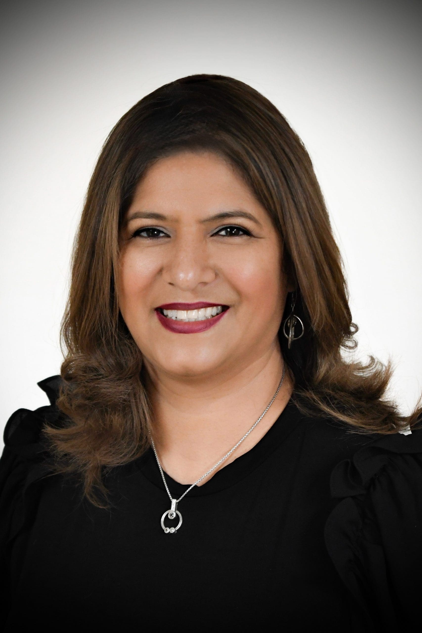 Elsa Cardenas